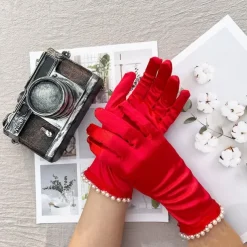 Satin Wrist Length Glove Vintage Style / Elegant With Faux Pearl Wedding / Party Glove