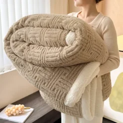 Sherpa Blanket Fleece-Layerd Thick Warm Blanket for Winter Bed Super Soft Fuzzy Flannel Wool Like Reversible Velvet Plush Twin Queen King Weighted Blanket