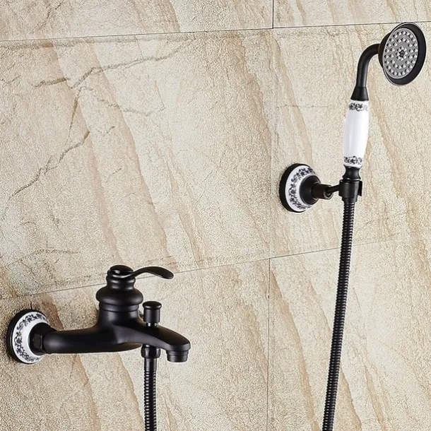 Shower Faucet / Rainfall Shower Head System Set - Handshower Included pullout Vintage Style / Country Antique Brass / Electroplated Mount Outside Ceramic Valve Bath Shower Mixer Taps / Single Handle