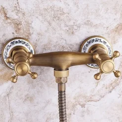 Shower Faucet Set - Handshower Included pullout Vintage Style / Country Antique Brass Mount Outside Ceramic Valve Bath Shower Mixer Taps / Two Handles One Hole