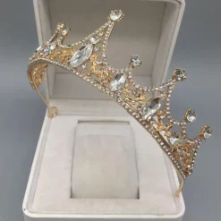 Silver Tiara and Crown for Women Crystal Queen Crowns Rhinestone Princess Tiaras for Girl Bride Wedding Hair Accessories for Bridal Birthday Party Prom Halloween Cos-play Costume Christmas