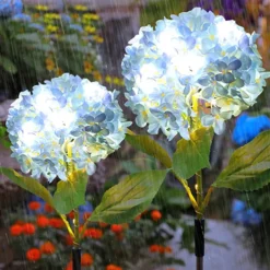 Simulation Hydrangea Solar Ground Lamp Outdoor Waterproof Garden Lawn LED Lights, Realistic LED Flowers Powered Decorative Ground Solar Flower Lights for Lawn Decoration Yard Backyard Decor Gift