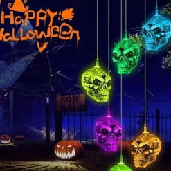 Skull Head Solar Wind Chime Halloween Decoration Lights 6 LED String Lights Outdoor Decorations Hanging Garden Lights Color Changing Decor LED Wind Chimes, Theme Parties Haunted Party Garden Yard Outdoor Bar Hallowmas Decorations