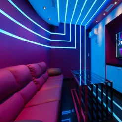 Smart 5050 LED Strip Lights Bluetooth WIFI App RGB Controlled Music Sync 10M 33ft Christmas Home Kitchen TV Party 300SMD with 24-Key Controller