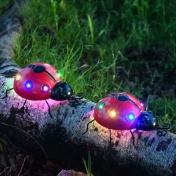 Solar Iron Ladybug Decorative Light, Creative Seven Star Design Outdoor Garden Simulation Animal Wall Hanging Courtyard Light for Patio Decorations 1pc
