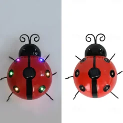 Solar Iron Ladybug Decorative Light, Creative Seven Star Design Outdoor Garden Simulation Animal Wall Hanging Courtyard Light for Patio Decorations 1pc