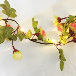 Solar Ivy Leaf Rose Leaf String Lights Outdoor LED Hanging Lights Artificial for Valentines Yard Fence Garden Wall Hanging Decoration Lighting Waterproof Light