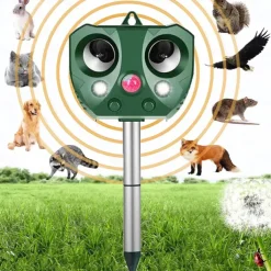 Solar Powered Ultrasonic Animal and Bird Repeller Waterproof Animal Deterrent LED Light Alarm for Orchard/Greenhouse/Vegetable Garden