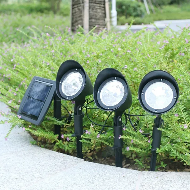 Solar Spotlight Outdoor Garden Landscape Light IP65 Waterproof Lawn Lights Courtyard Park Pathway Lighting