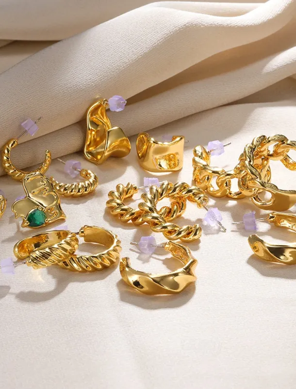 Stud Earrings Vintage Style Alphabet Shape Earrings Jewelry Gold-Pearl / Gold For Work Street Gift