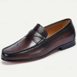 Stylish Brown Leather Loafers with Stitching Detail for Men | Perfect for Casual and Business Casual
