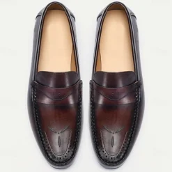 Stylish Brown Leather Loafers with Stitching Detail for Men | Perfect for Casual and Business Casual