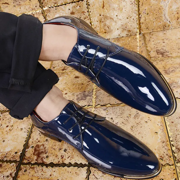 Stylish Men's Red Patent Leather Oxford Shoes - Perfect for Formal Events and Stylish Outings