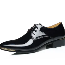 Stylish Men's Red Patent Leather Oxford Shoes - Perfect for Formal Events and Stylish Outings