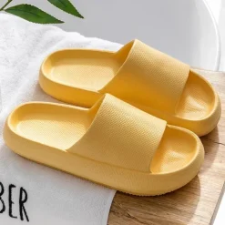 Summer Sandals And Slippers For Men And Women