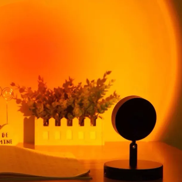 Sunset Projector Lamp, USB Powered Rainbow Sunset Atmosphere Lamp, 180 Degrees Rotation for Living Room Bedroom Bedside Lamp