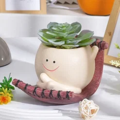 Swing Face Planter Pot Hanging Resin Flower Head Planters for Indoor and Outdoor Plants, Succulent Pots for String of Pearls Plant - Ideal Gifts