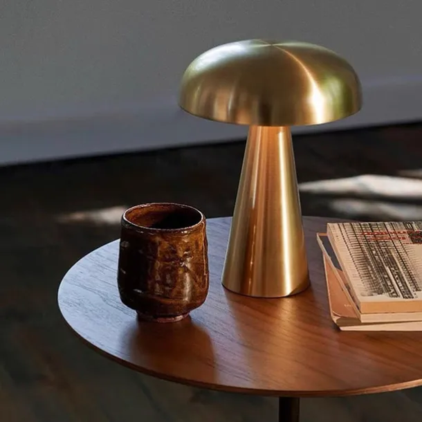 Table Lamp Creative Glass Bedside Table Lamp Modern Minimalist Bedside Table Lamp Bedroom Living Room Study Bedside Lamp Decorative Small Table Lamp Bedside Lamp 110-240V