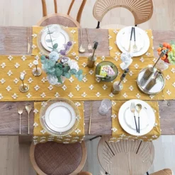 Table Runner with Tassels Spring Star Applique Vintage French Country Farmhouse Double-layer Polyester