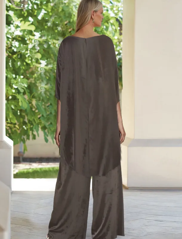 Two Piece Wrinkled Satin Pantsuit Mother of the Bride Pantsuit Elegant Simple Minimalist Cowl Neck Funnel Neck Floor Length Sleeveless Short Sleeve with Draping