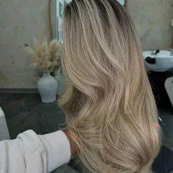 Unprocessed Virgin Hair 13x4 Lace Front Wig Side Part Brazilian Hair Wavy Blonde Multi-color Wig 130% 150% Density Ombre Hair Highlighted / Balayage Hair 100% Virgin Glueless Pre-Plucked For Women