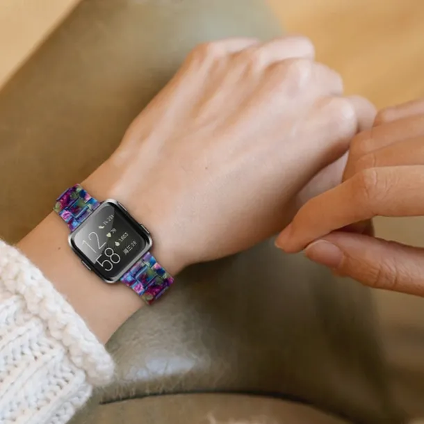 Watch Band for Fitbit Versa 2 / Versa Lite / Versa SE / Versa Resin Replacement Strap Women Metal Clasp Stainless Steel Buckle Link Bracelet Wristband