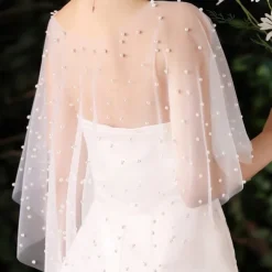 Wedding Bridal Cloaks Faux Pearl Wedding Cape Short Shoulder Cover up Cape Beaded Evening Wrap Shawl Dress Prom Party Accessories for Women