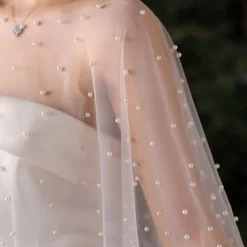 Wedding Bridal Cloaks Faux Pearl Wedding Cape Short Shoulder Cover up Cape Beaded Evening Wrap Shawl Dress Prom Party Accessories for Women