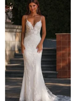 Wedding Dresses Mermaid / Trumpet V Neck Spaghetti Strap Sleeveless Court Train Lace Bridal Gowns With Embroidery Appliques