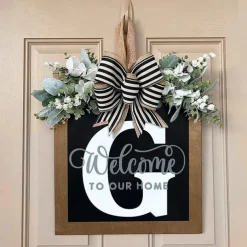 Welcome Signs with Surname for Front Door, Spring Door Wreath with bow, Creative Signs with 26 Letters for Spring Door Decoration