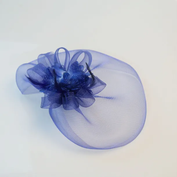 White Wedding Fascinator Tulle Beaded Organza Fascinators Hats Headwear Clip Vintage Elegant with Feathers Fur Flower 1 Piece Kentucky Horse Race Tea Party Ladies Day Headpiece