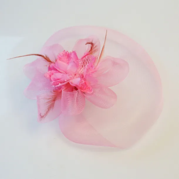 White Wedding Fascinator Tulle Beaded Organza Fascinators Hats Headwear Clip Vintage Elegant with Feathers Fur Flower 1 Piece Kentucky Horse Race Tea Party Ladies Day Headpiece