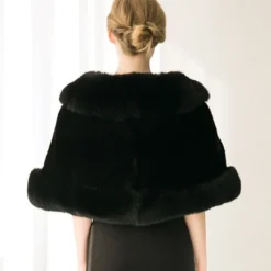 Winter Faux Fur Wraps Women's Wrap Bolero Bridal Capelets Elegant Sleeveless Faux Fur Fall Wedding Guest Wraps With Feathers Fur For Wedding dress to impress