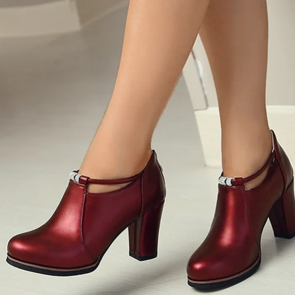 Women's Black Ankle Boots with Buckle Detail and High Block Heel – Stylish and Comfortable for Work, Parties, and Casual Outings