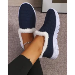 Women's Black Slip-On Winter Shoes with Plush Fur Lining and Lightweight Sole, Cozy and Warm Footwear for Cold Weather