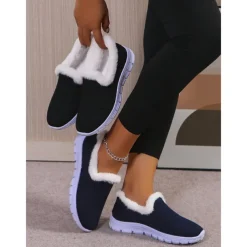 Women's Black Slip-On Winter Shoes with Plush Fur Lining and Lightweight Sole, Cozy and Warm Footwear for Cold Weather