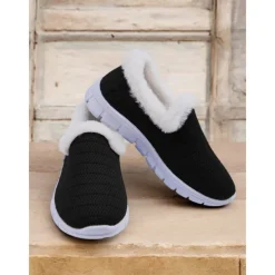 Women's Black Slip-On Winter Shoes with Plush Fur Lining and Lightweight Sole, Cozy and Warm Footwear for Cold Weather