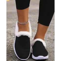 Women's Black Slip-On Winter Shoes with Plush Fur Lining and Lightweight Sole, Cozy and Warm Footwear for Cold Weather