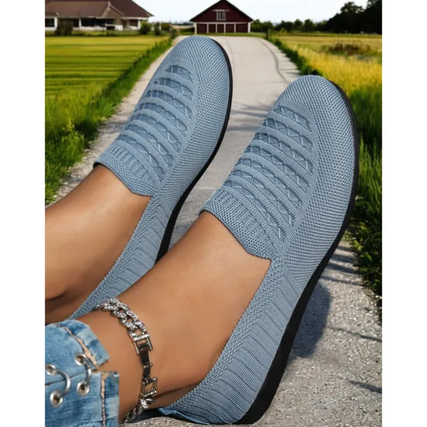 Women's Breathable Flyknit Casual Flats – Lightweight Round Toe Slip-On Shoes for Walking, Travel and Daily Comfort