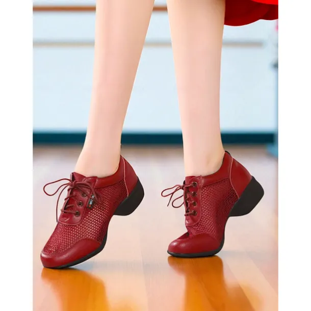 Women's Breathable Mesh Jazz Dance Sneakers - Lightweight Lace-Up Shoes for Professional Practice and Performance