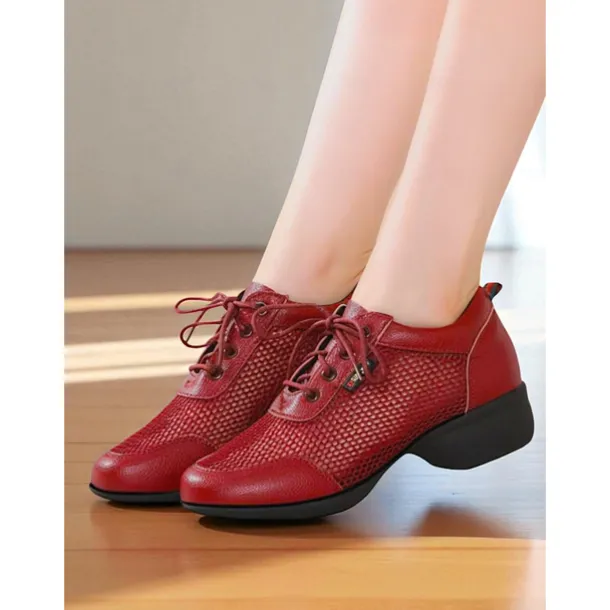 Women's Breathable Mesh Jazz Dance Sneakers - Lightweight Lace-Up Shoes for Professional Practice and Performance