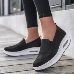 Women's Breathable Slip-On Platform Sneakers – Comfortable and Stylish Walking Shoes