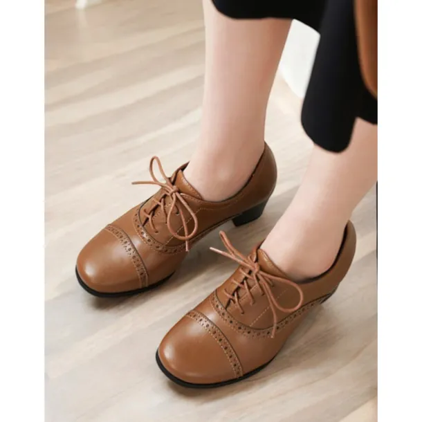 Women's Brown Oxford Shoes with Lace-Up & Brogue Detailing - Classic Mid-Heel for Professional & Vintage Casual Wear
