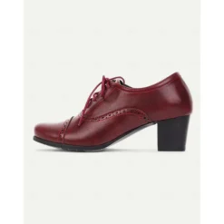 Women's Brown Oxford Shoes with Lace-Up & Brogue Detailing - Classic Mid-Heel for Professional & Vintage Casual Wear