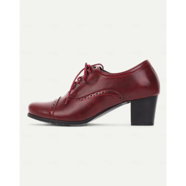 Women's Brown Oxford Shoes with Lace-Up & Brogue Detailing - Classic Mid-Heel for Professional & Vintage Casual Wear