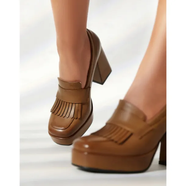 Women's Brown Platform Loafer Heels with Tassel Fringe – Retro Chunky Block High Heel Shoes for Casual and Party Wear