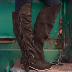 Women's Brown Suede Fringe Knee-High Boots with Buckle Straps - Western Style for Festivals, Casual Outings, and Outdoor Adventures