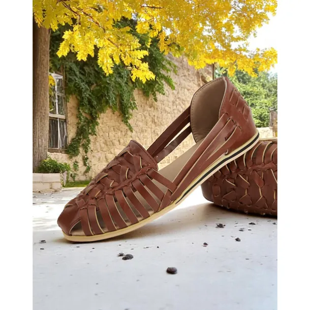 Women's Brown Woven Faux Leather Slip-On Flats – Breathable Vintage Casual Loafers for Spring & Autumn Walks and vacation