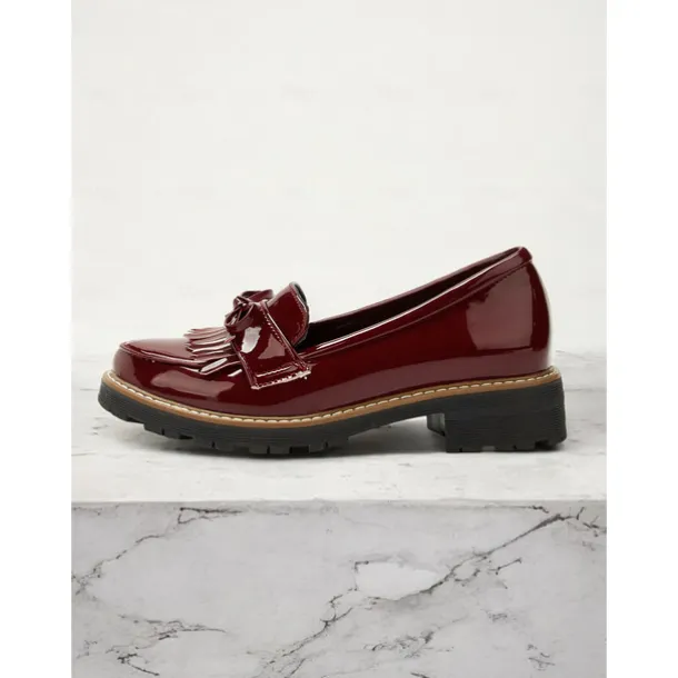 Women's Burgundy Patent Leather Loafers with Fringe Tassel Detail and Chunky Heel, Perfect for Office Wear and Casual Outfits