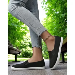 Women's Canvas Slip-On Sneakers – Lightweight Minimalist Flats for Daily Errands, Park Walks and Weekend Brunch Outings